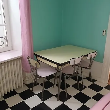 Vintage ,la Capsule Temporelle Wifi Draps Parking Publique Gratuit * Thiers