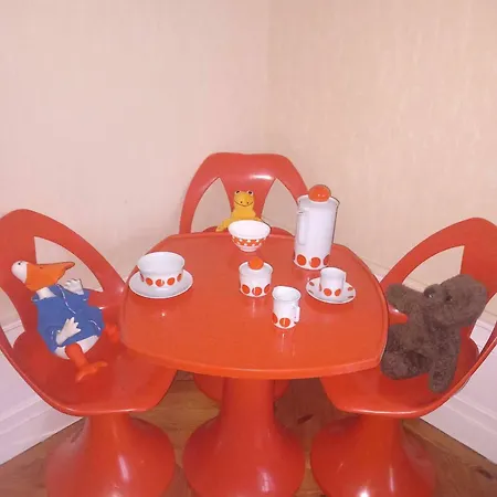 Appartement Vintage ,la Capsule Temporelle Wifi Draps Parking Publique Gratuit